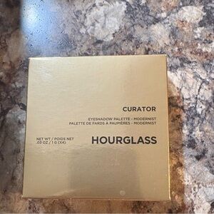 Hourglass Modernist Gold Palette